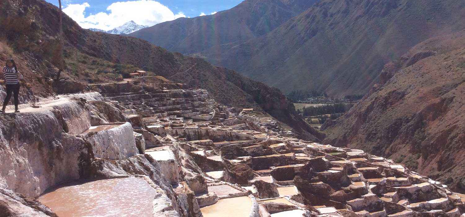 This is the picture about salt mine located in Peru